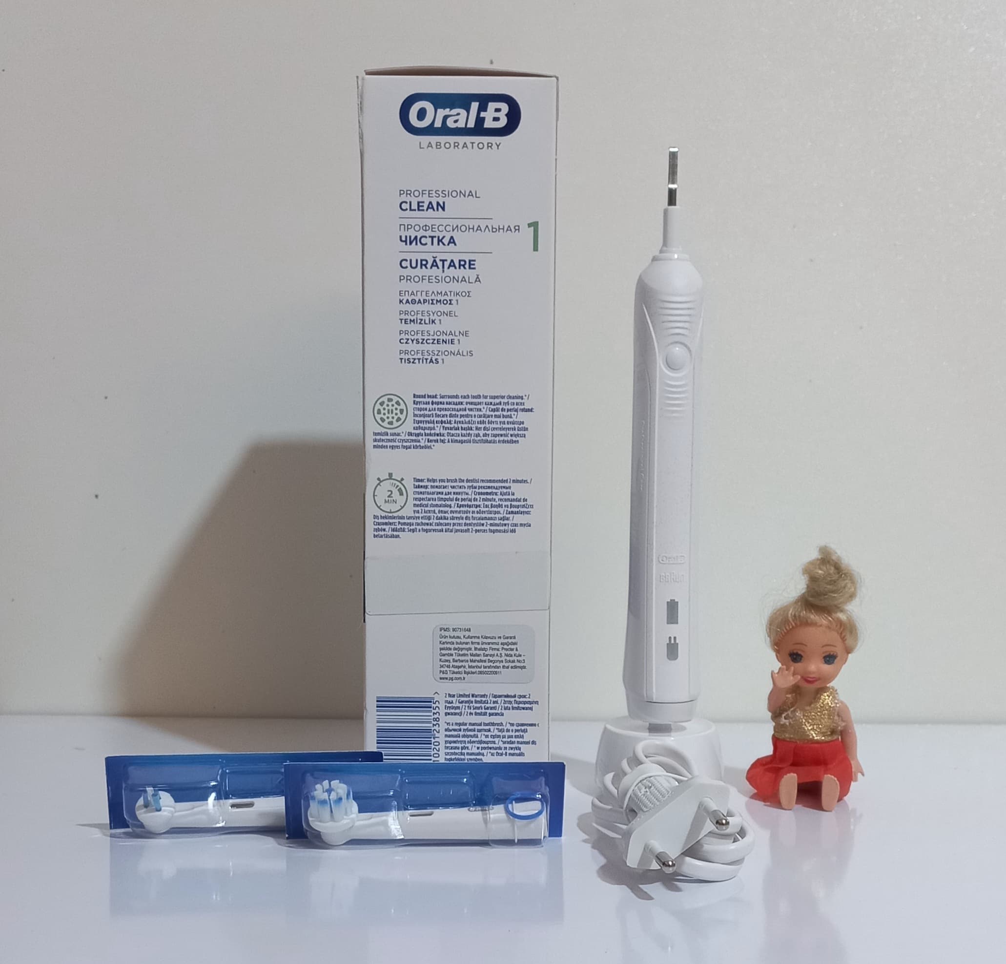 مسواک برقی اورال بی مدل Pro 1 Professional Clean — تصویر ۲