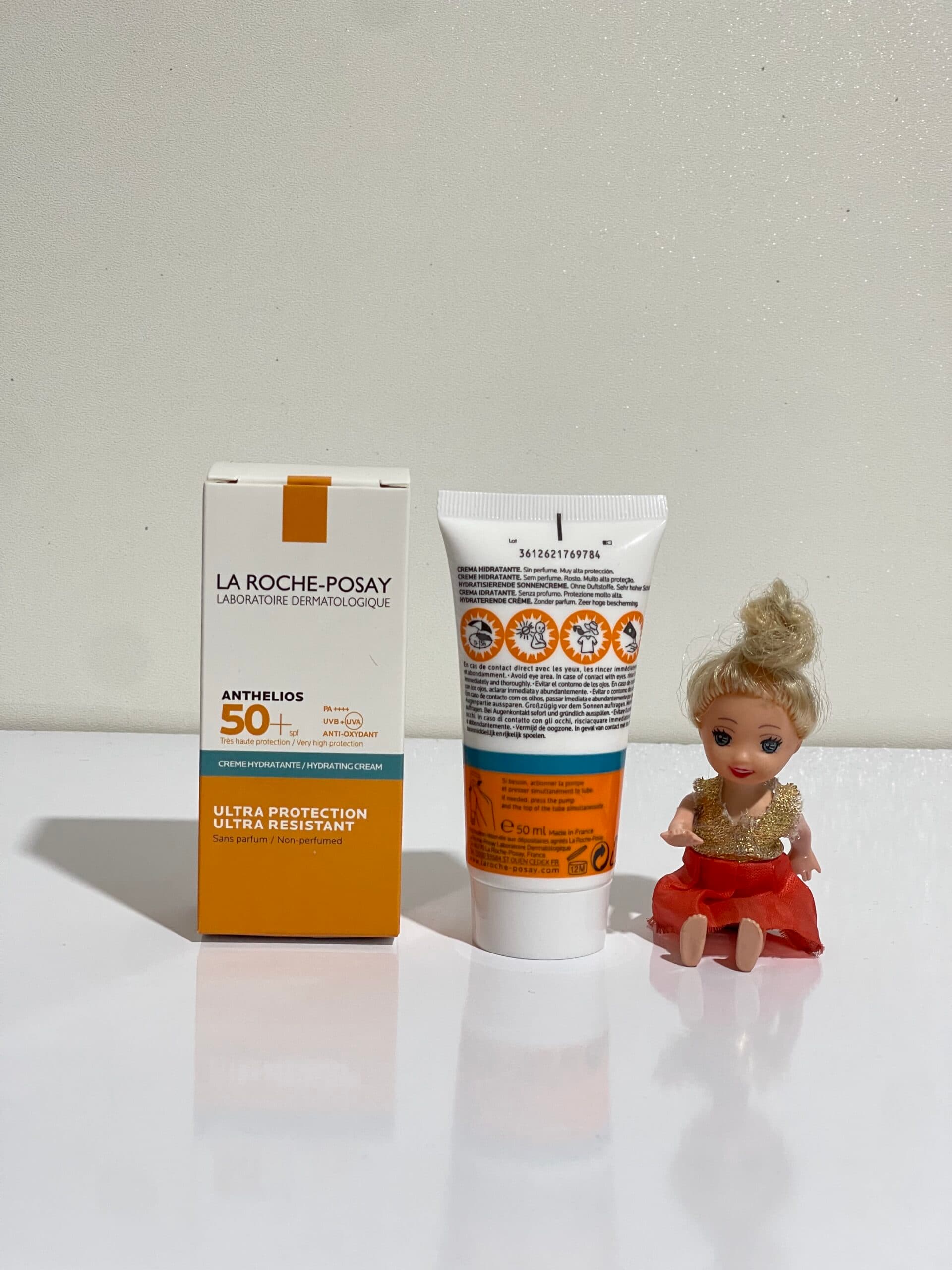 کرم ضد آفتاب بدون رنگ لاروش پوزای SPF 50 مدل HYDRATANTE Cream — تصویر ۴