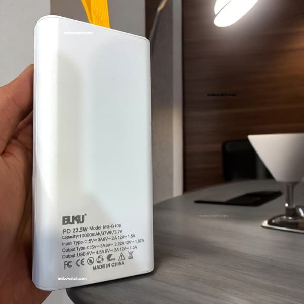 پاور بانک BUKU مدل G108M ده هزار میلی آمپر — تصویر ۳
