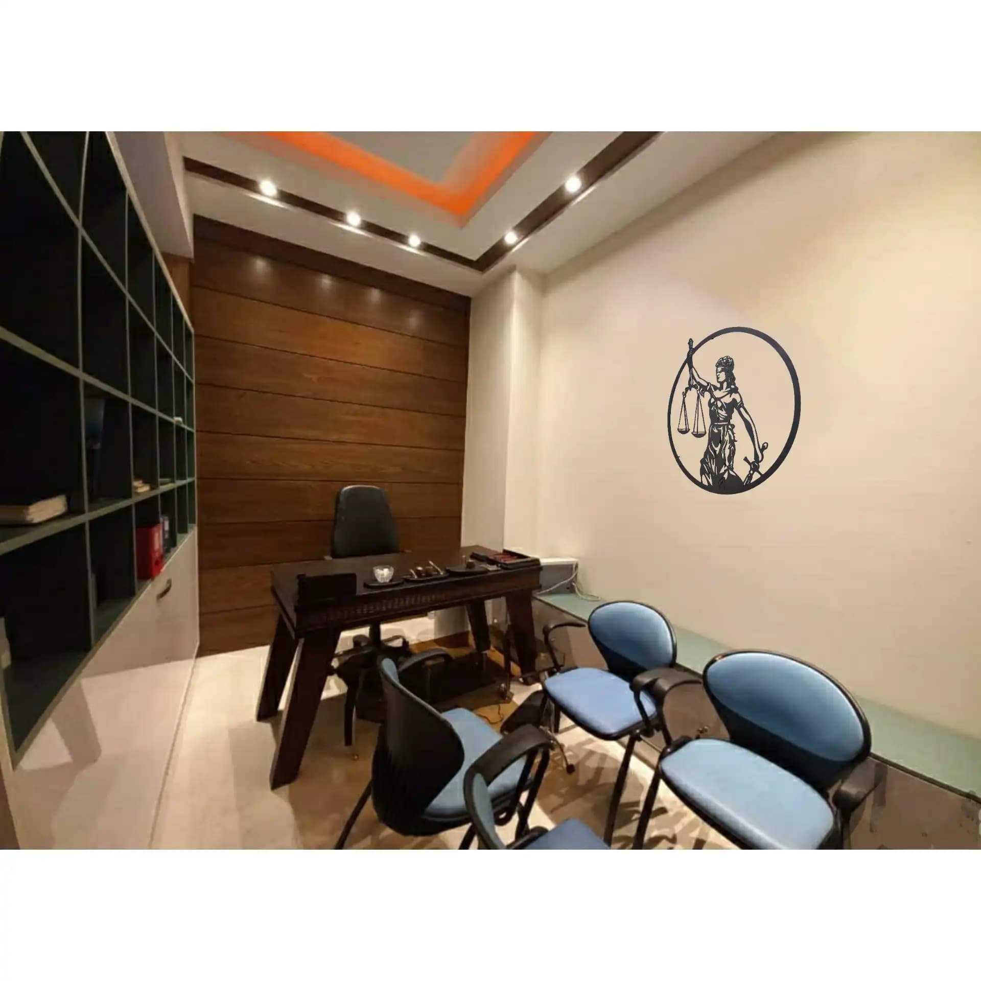 دیوار کوب فرشته عدالت فریم دایره — تصویر ۶