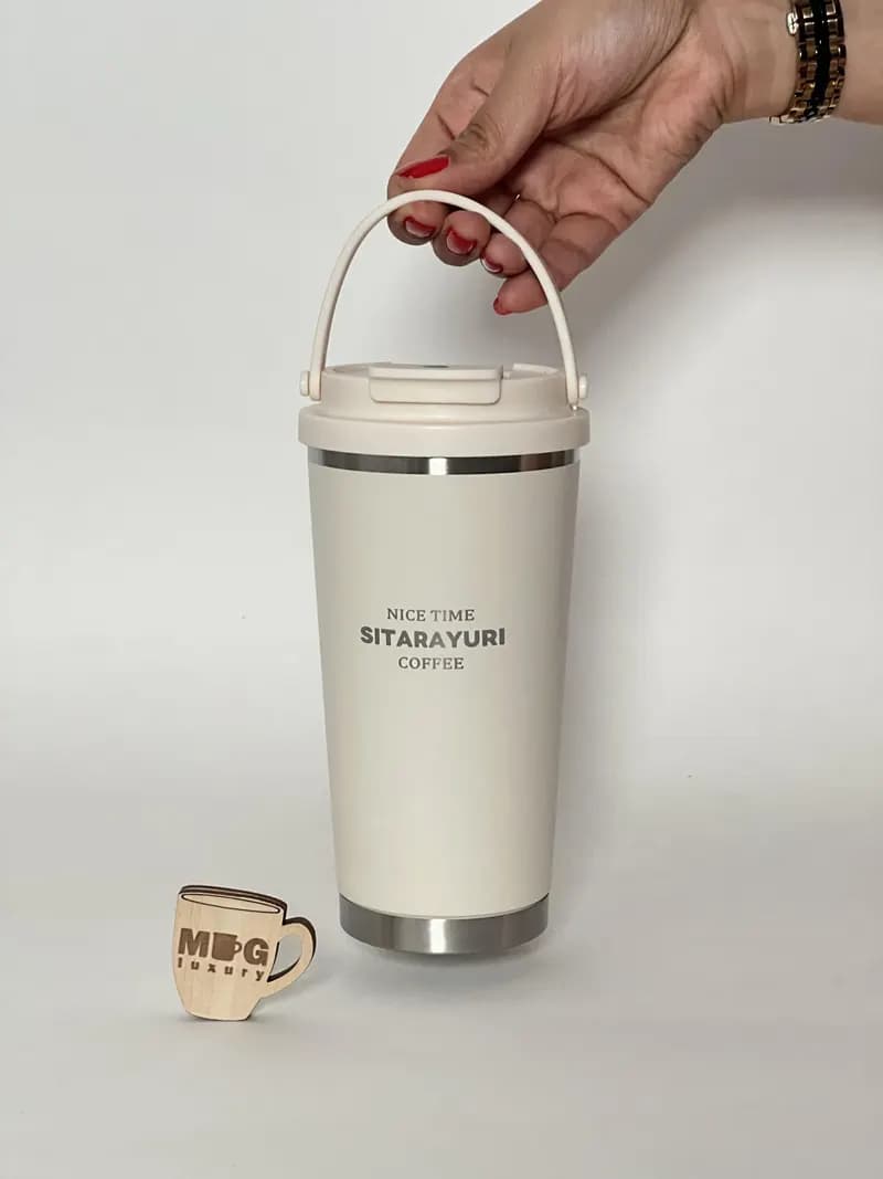 تراول ماگ سطلی SITARAYURI دوحالته زیر استیل دسته سیلیکونی فیلتردار 560 میل استیل 304 — تصویر ۵