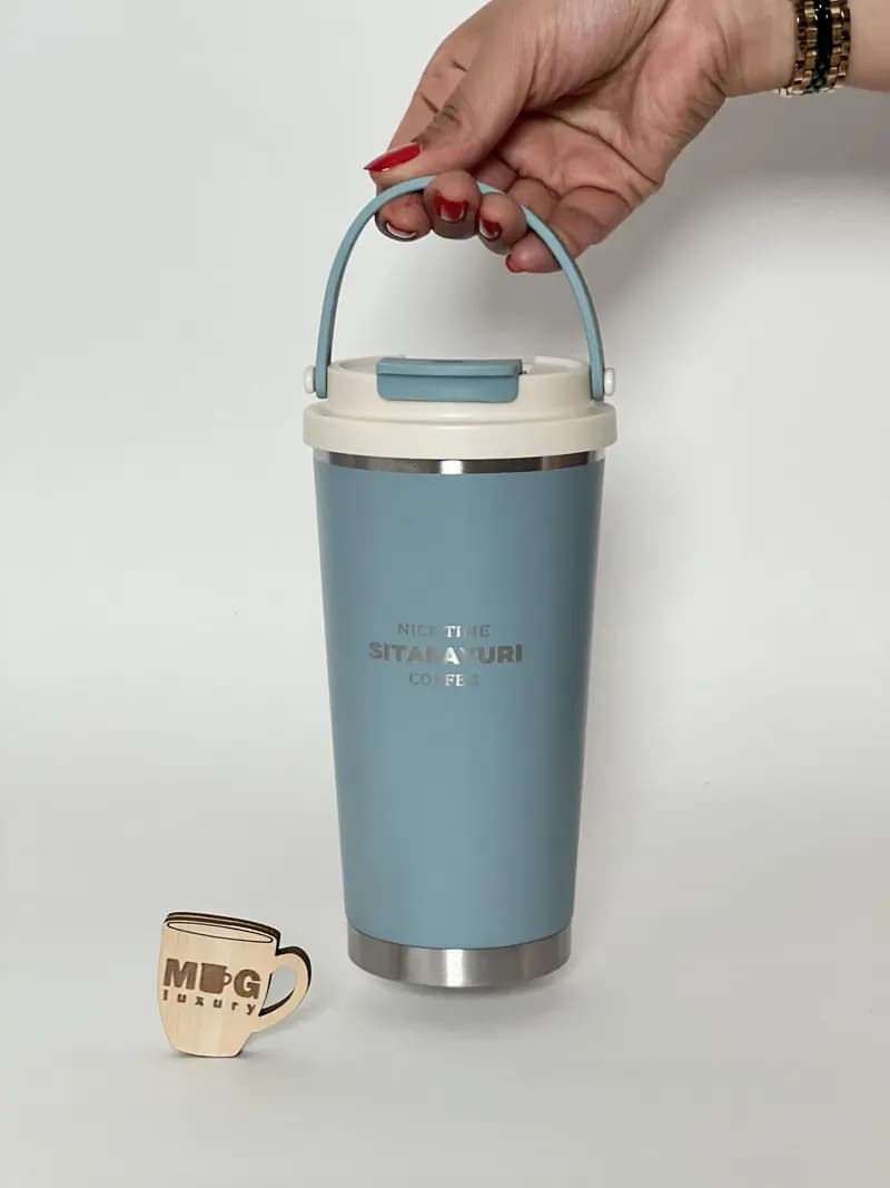 تراول ماگ سطلی SITARAYURI دوحالته زیر استیل دسته سیلیکونی فیلتردار 560 میل استیل 304 — تصویر ۳