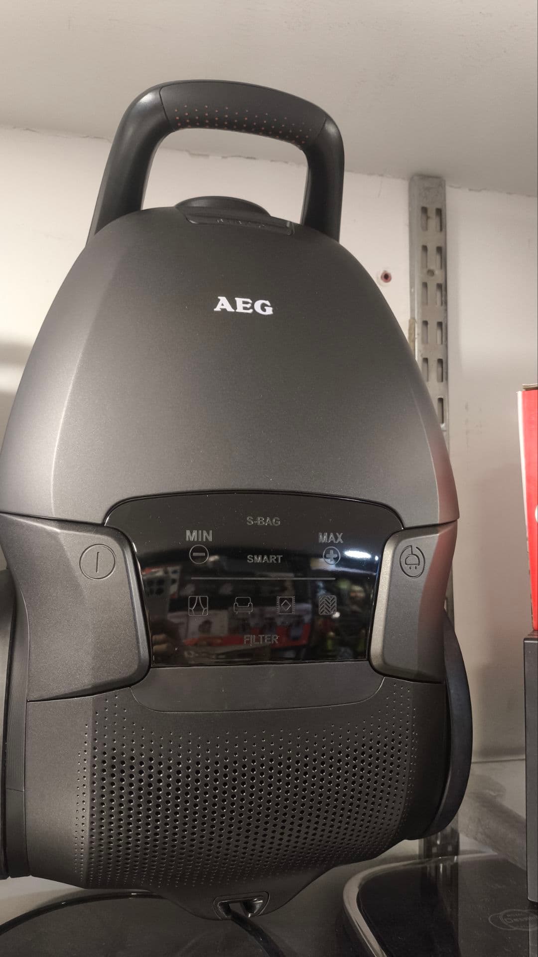 جارو AEG 2026 مدل توربو دوقلو 2/8 اینچ کمپرسور فشرده VX9_X — تصویر ۳