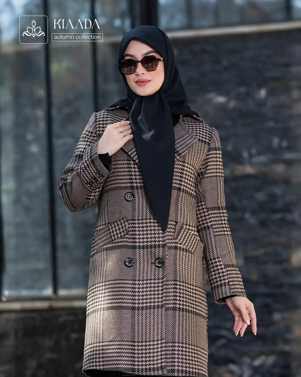 پالتو زنانه باران — تصویر ۳