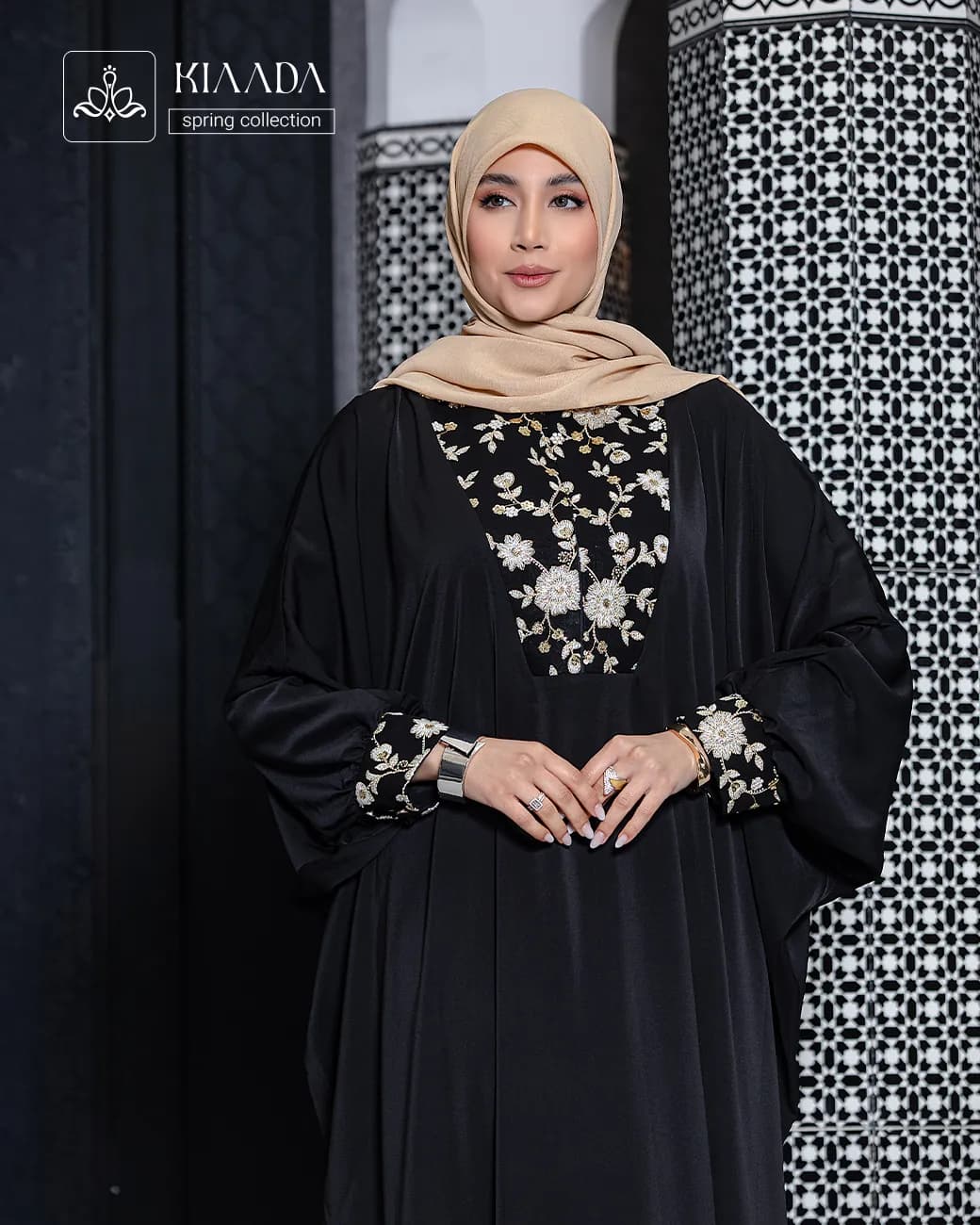 عبا زنانه مدل خورشید — تصویر ۴