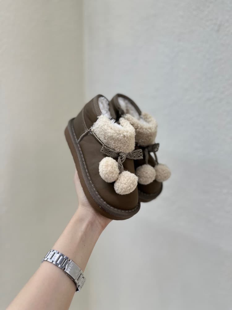 اگ نیم ساق پوم دار — تصویر ۵
