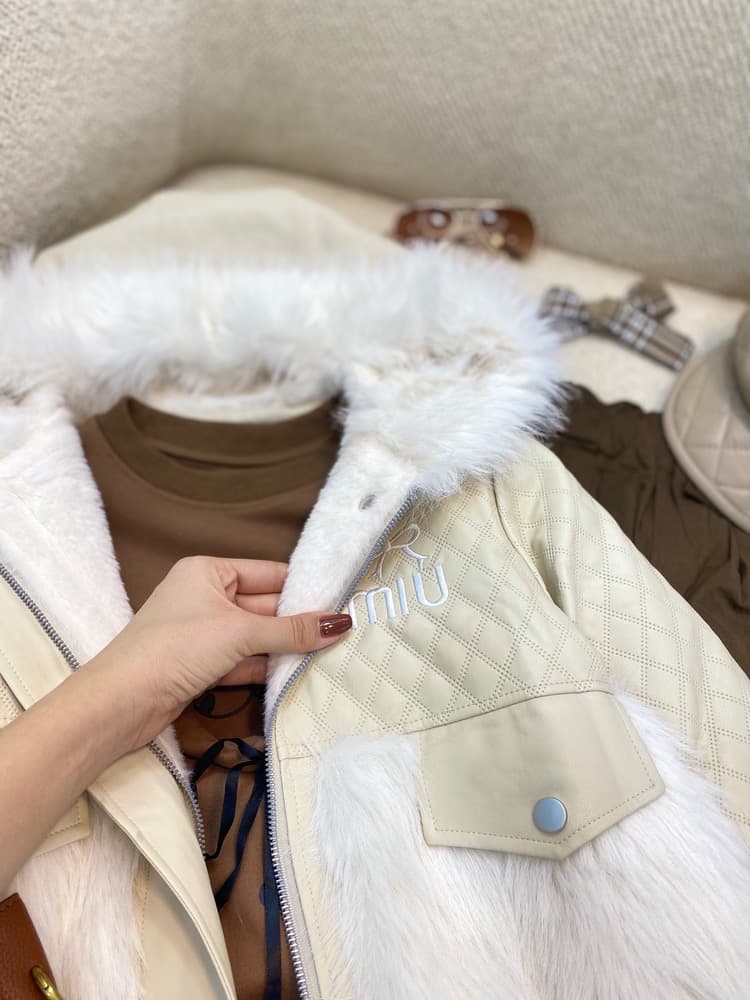 پالتو خز و چرم چستر — تصویر ۸