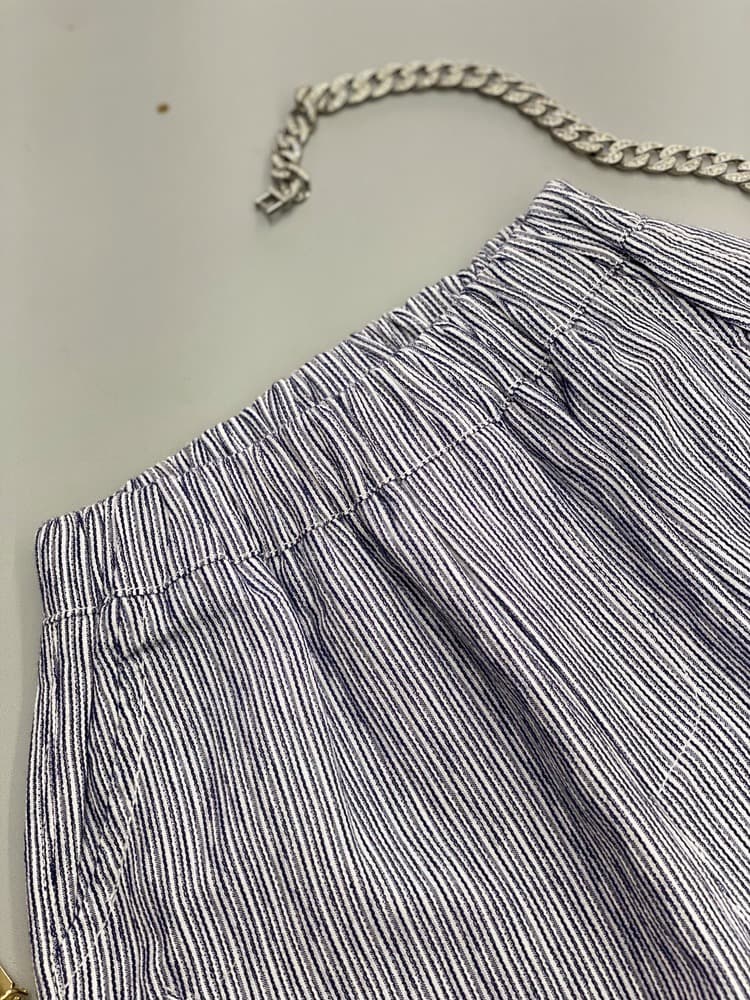 شلوارک پارچه ای راه راه 7503 — تصویر ۲