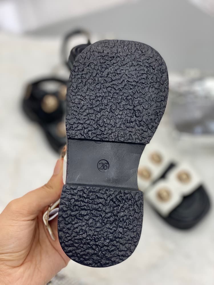 صندل سگک miu miu — تصویر ۲