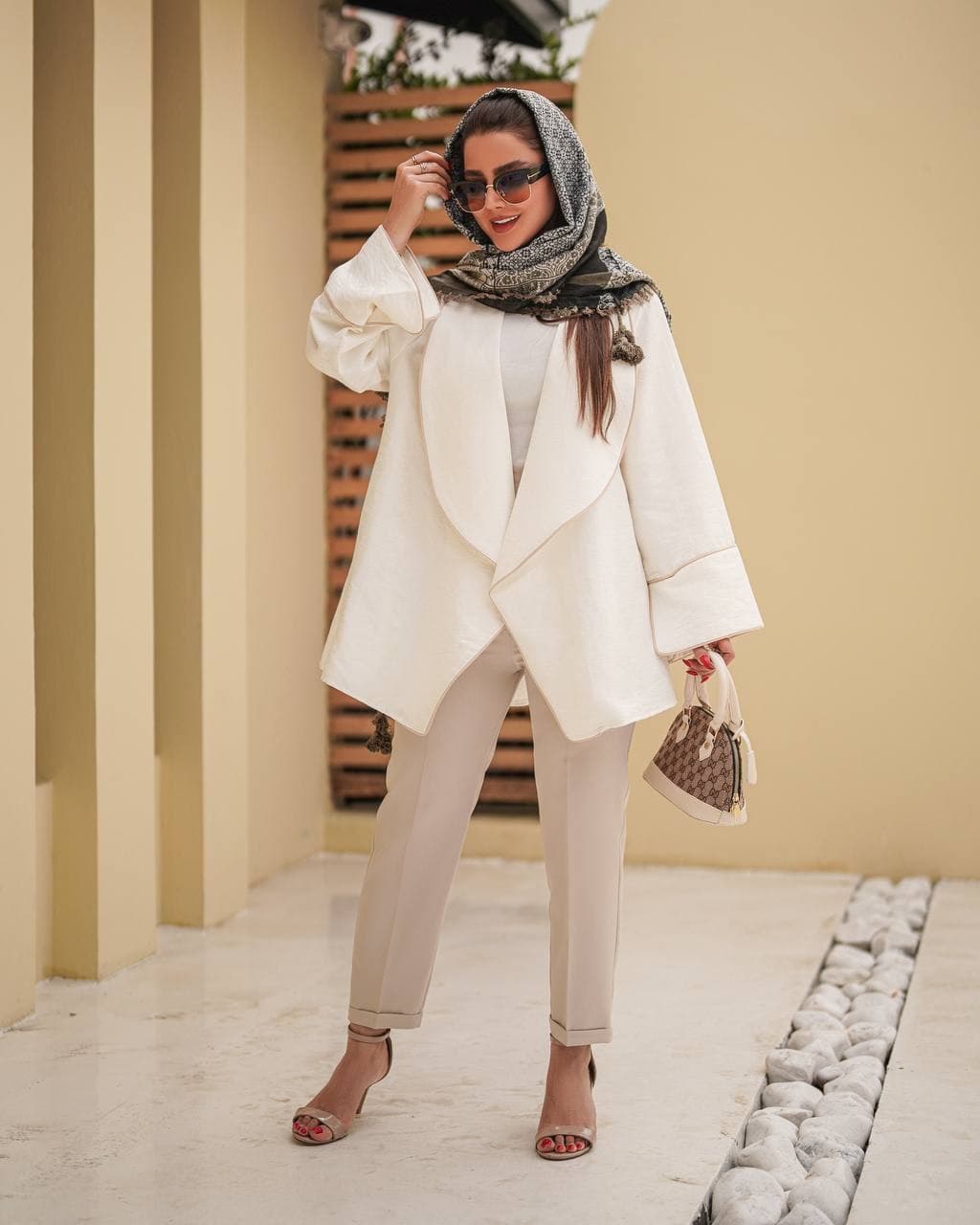 مانتو بهاری — تصویر ۳