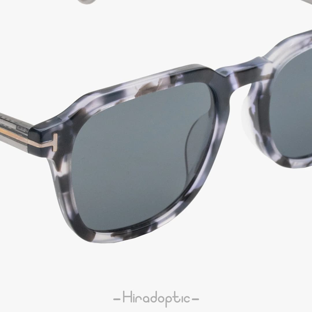 عینک آفتابی تام فورد 931<br><span>Tom Ford TF931</span> — تصویر ۵