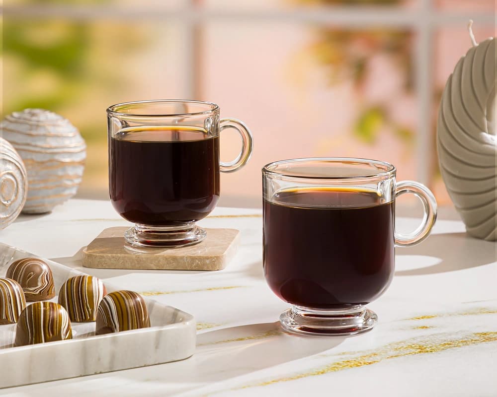 فنجان شیشه ای پایه دار 220 سی سی لیمون