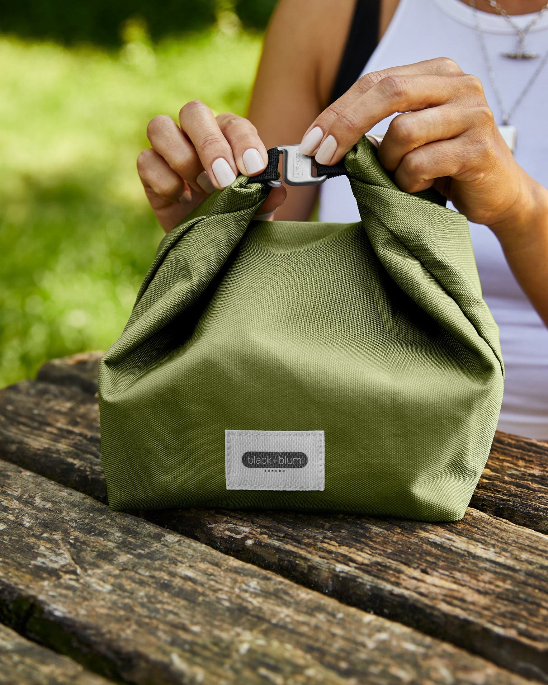 کیف غذای عایق‌دار | Insulated Lunch Bag 6.7L – Black — تصویر ۶