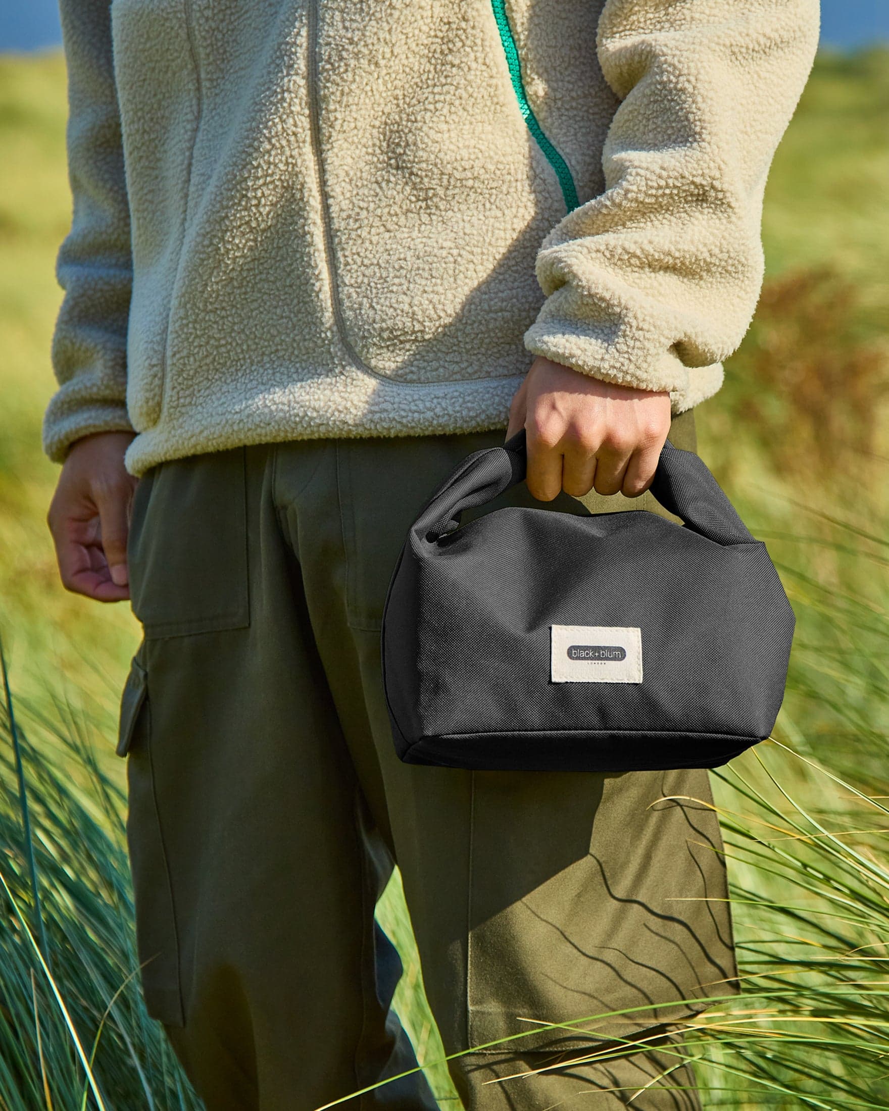 کیف غذای عایق‌دار | Insulated Lunch Bag 6.7L – Black — تصویر ۳