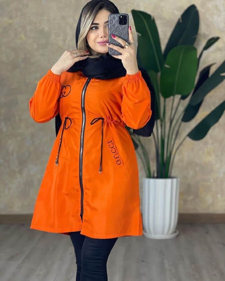 مانتو بارانی گوچی — تصویر ۲