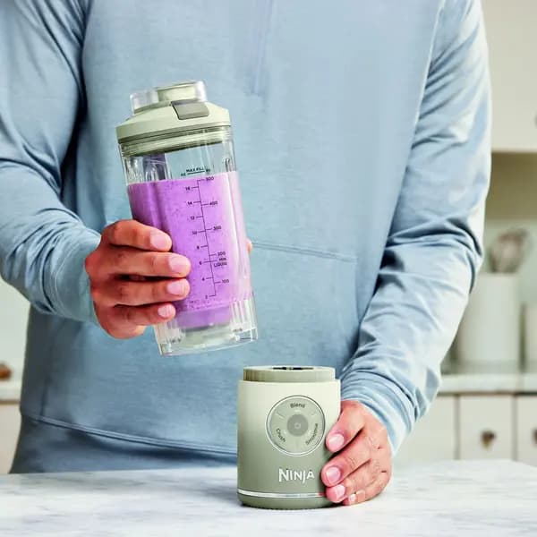 اسموتی شارژی طلایی نینجا | Ninja Blast Portable Blender Gold BC251 — تصویر ۲