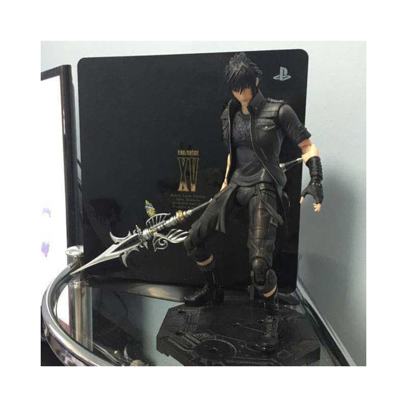 اکشن فیگر 1/7 نکتیس از بازی Final Fantasy XV برند Play Arts Kai — تصویر ۳
