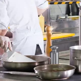 نمکدان استیل Alpha | Stainless Salt Shaker — تصویر ۶