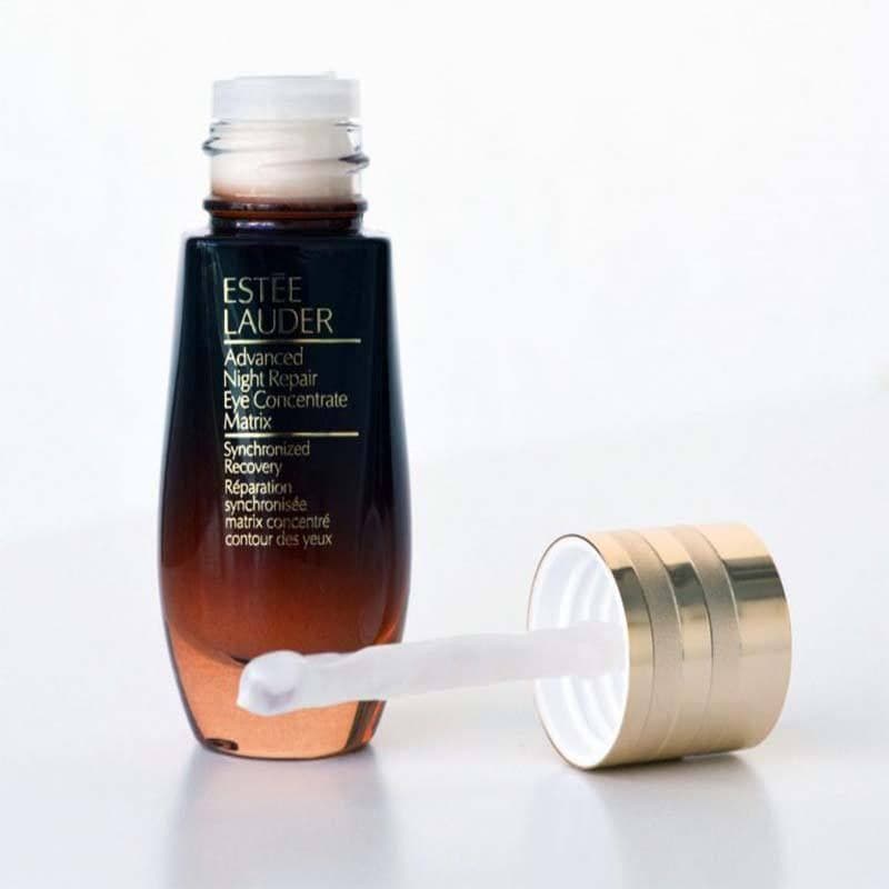 کرم دور چشم کنسانتره ماتریکس استی لادر ESTEE LAUDER حجم 15 میلی لیتر — تصویر ۵