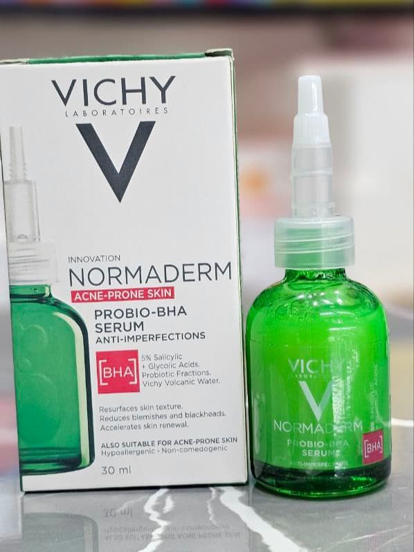 سرم ضد جوش و آکنه نورمادرم ویشی VICHY حجم 30 میلی لیتر