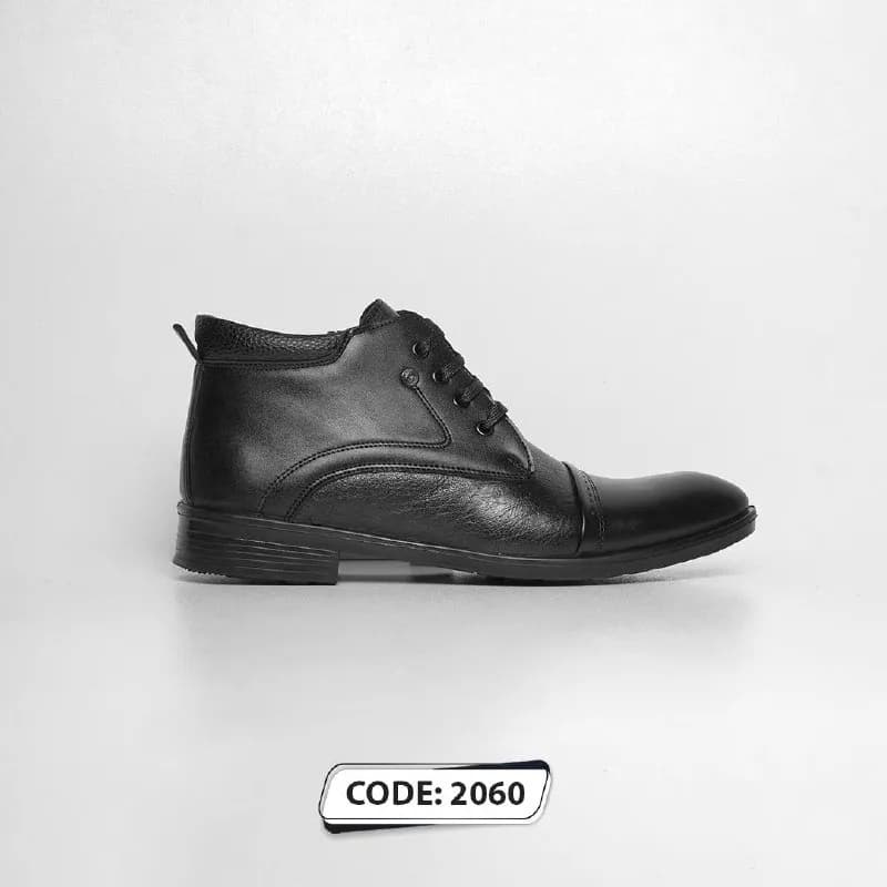 نیم بوت بنددار مردانه پاشنه دار تمام مشکی(کد 2060)