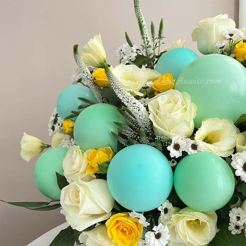 باکس گل و بادکنک پاستلی کد 237 — تصویر ۶