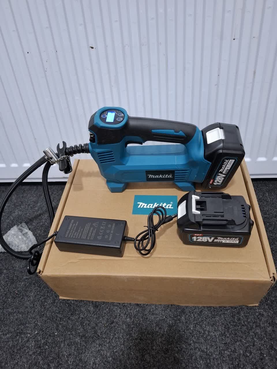 پمپ باد شارژی دیجیتالی ماکیتا مدل 128V — تصویر ۶
