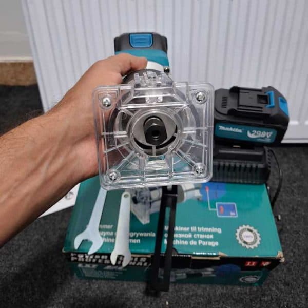 اور فرز نجاری شارژی ماکیتا مدل 298V — تصویر ۴