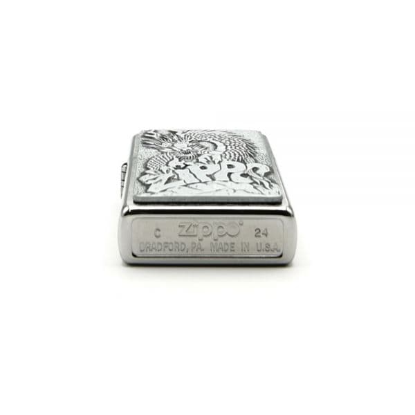 فندک زیپو 48902 مدل 200 | طرح Zippo Dragon Emblem — تصویر ۴