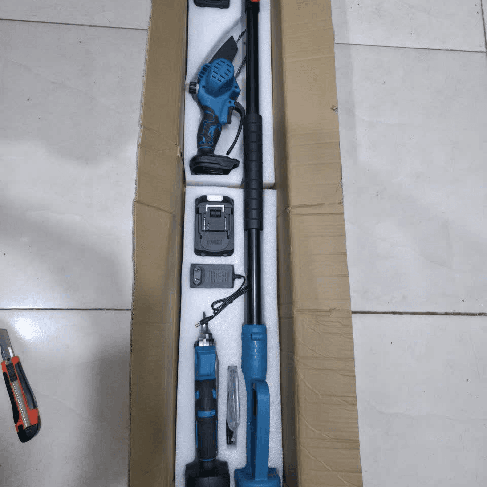 ست دو قلو قیچی و اره شارژی 99 ولت ماکیتا مدل 99V — تصویر ۳
