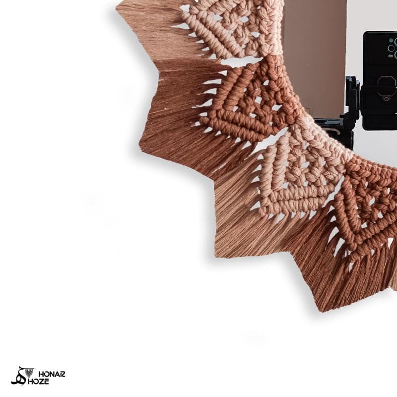 آينه مکرومه ستیا — تصویر ۴