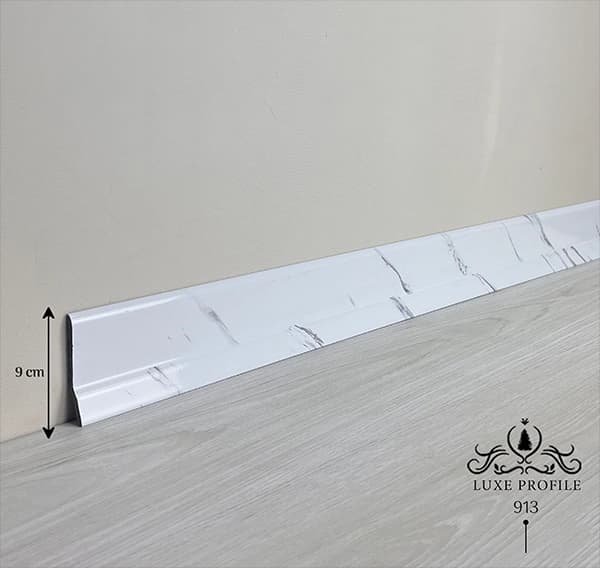 قرنیز طرح سنگ سفید پی وی سی 9cm کد 913