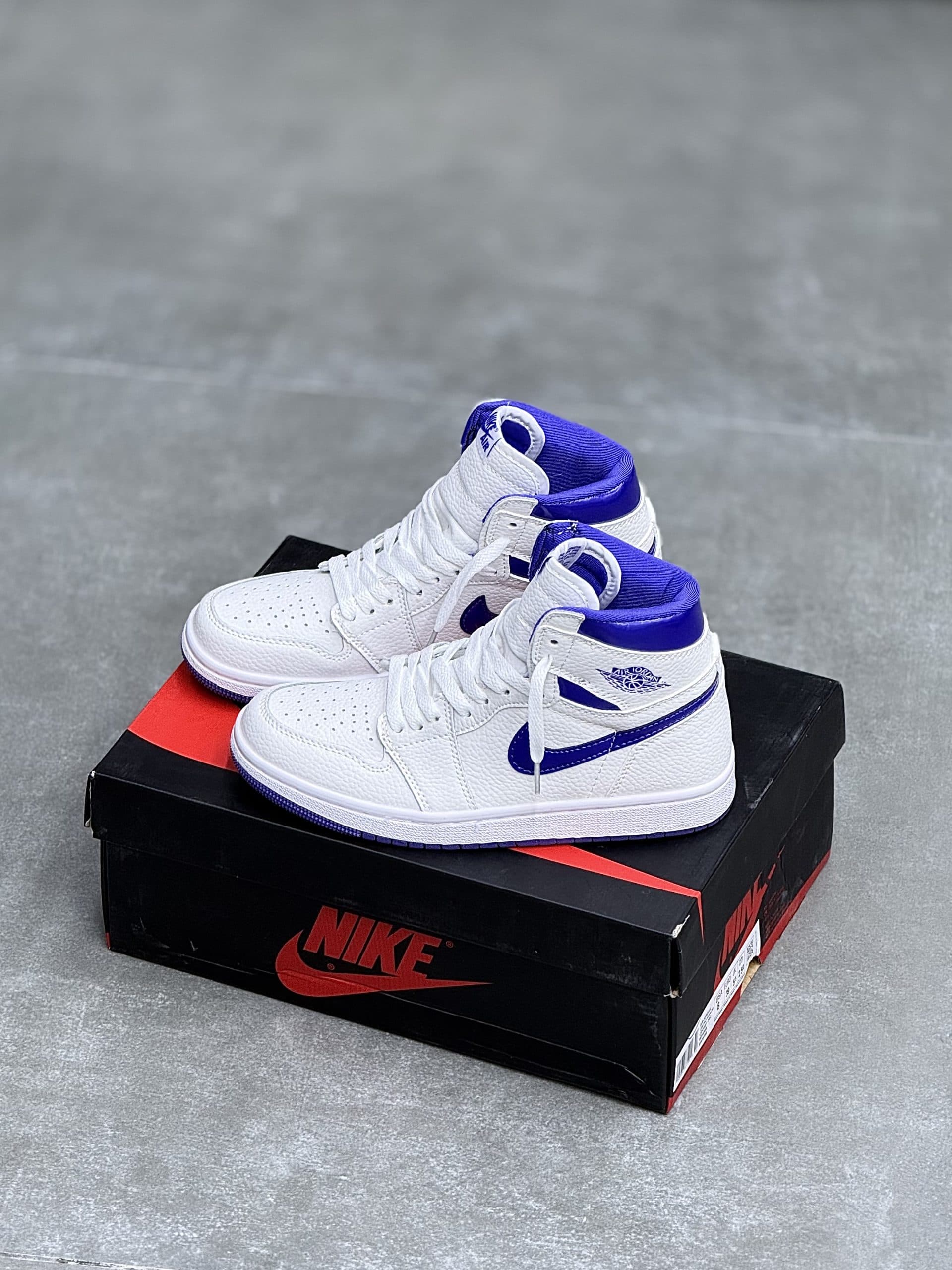 | نایک جردن ساقدار سفید بلوبری | NIKE JORDAN 1 HIGE retro MIDNIGHT NAVY