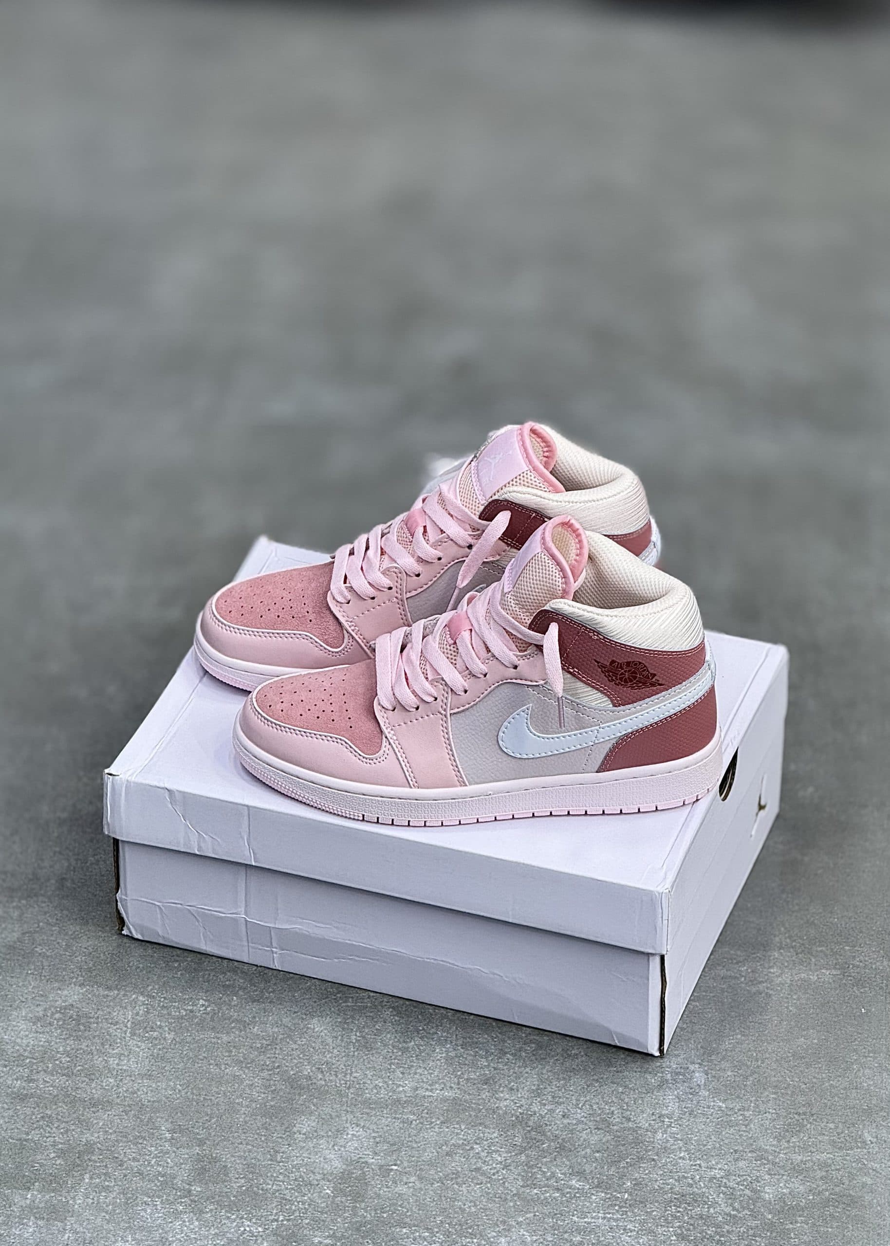 | نایک جردن ساقدار صورتی | NIKE JORDAN 1 HIGE PINK