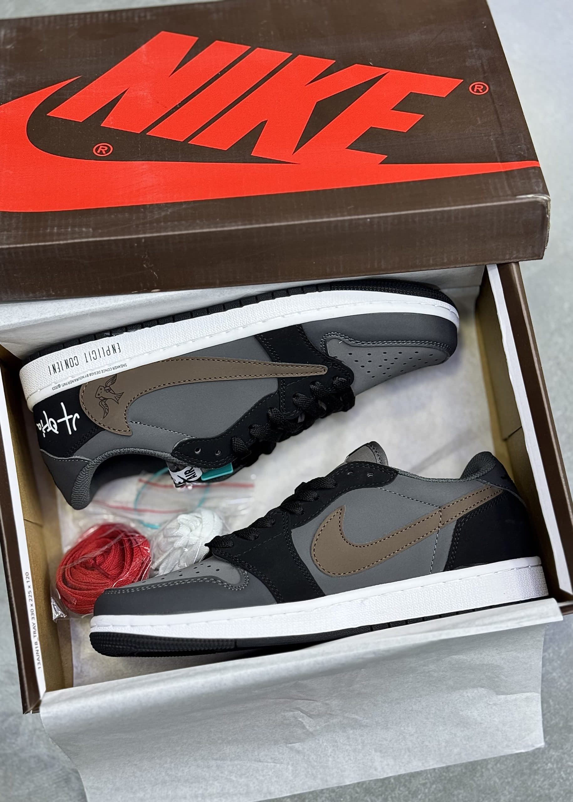 تراويس اسکات جردن کبوتری | NIKE TRAVIS SCOTT PIGEON — تصویر ۳