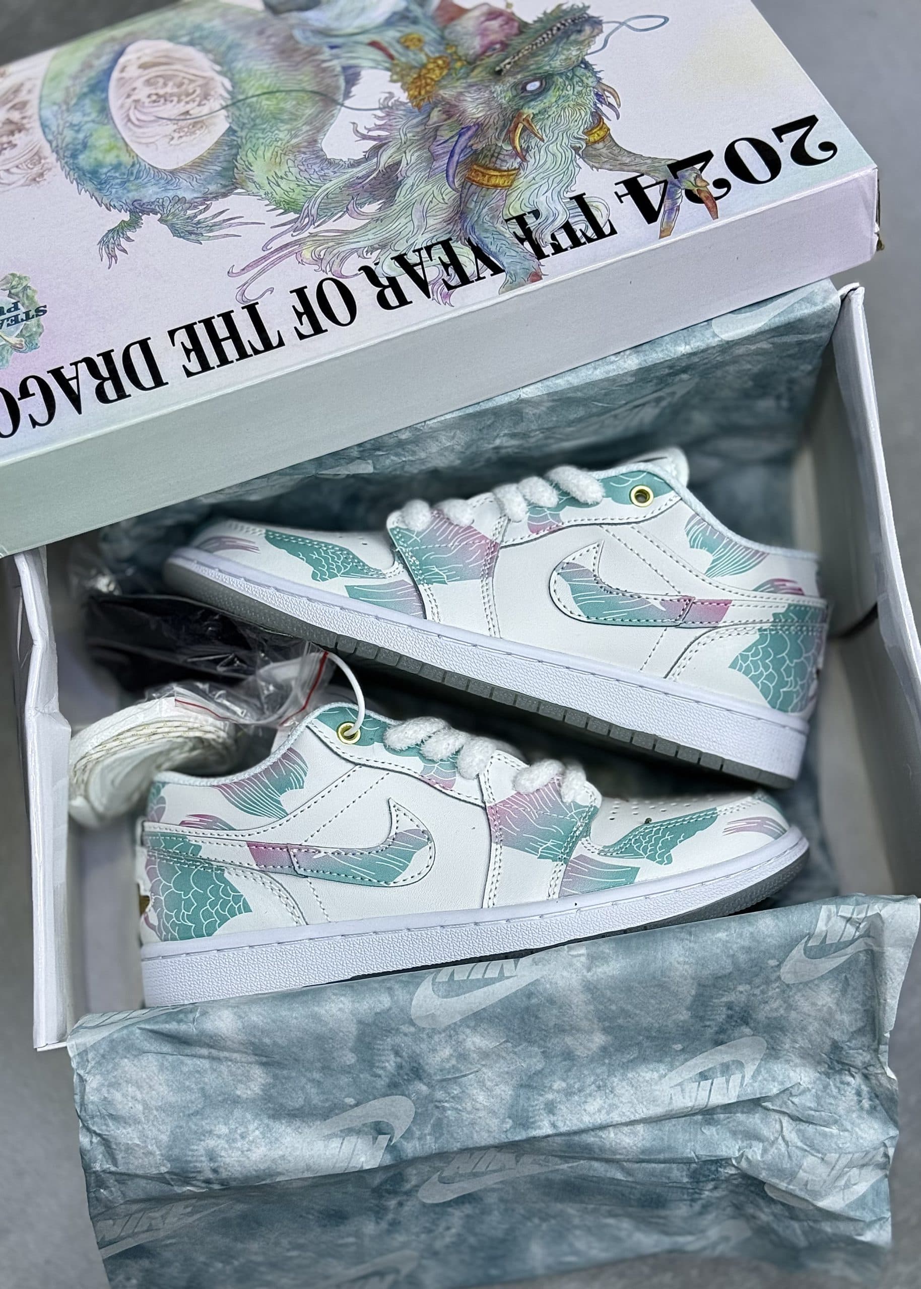 نایک جردن وان انایک جردن وان اژدها | |Jordan 1 Low WHITE DRAGON — تصویر ۳