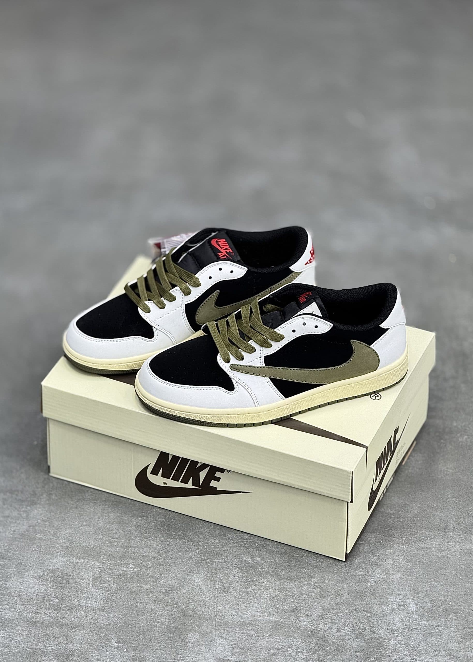 تراويس اسکات اولیو | NIKE TRAVIS SCOTT MEDIUM OLIVE