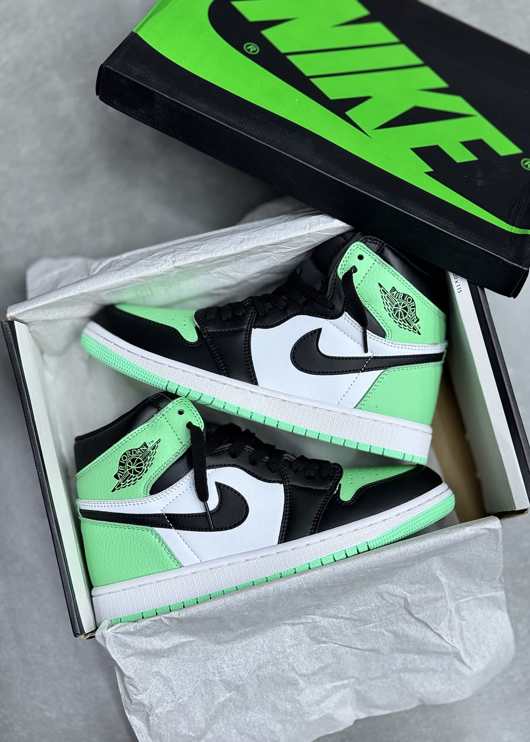 | نایک جردن ساقدار سفیدسبز| NIKE JORDAN 1 HIGE GREEN — تصویر ۳