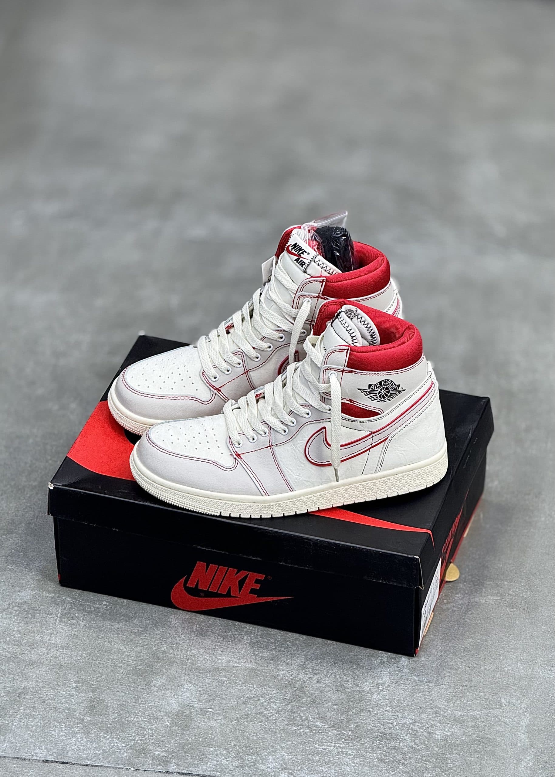 جردن وان ساقدار رد فانتوم | NIKE JORDAN 1 HHGE RETRO RED PHANTOM