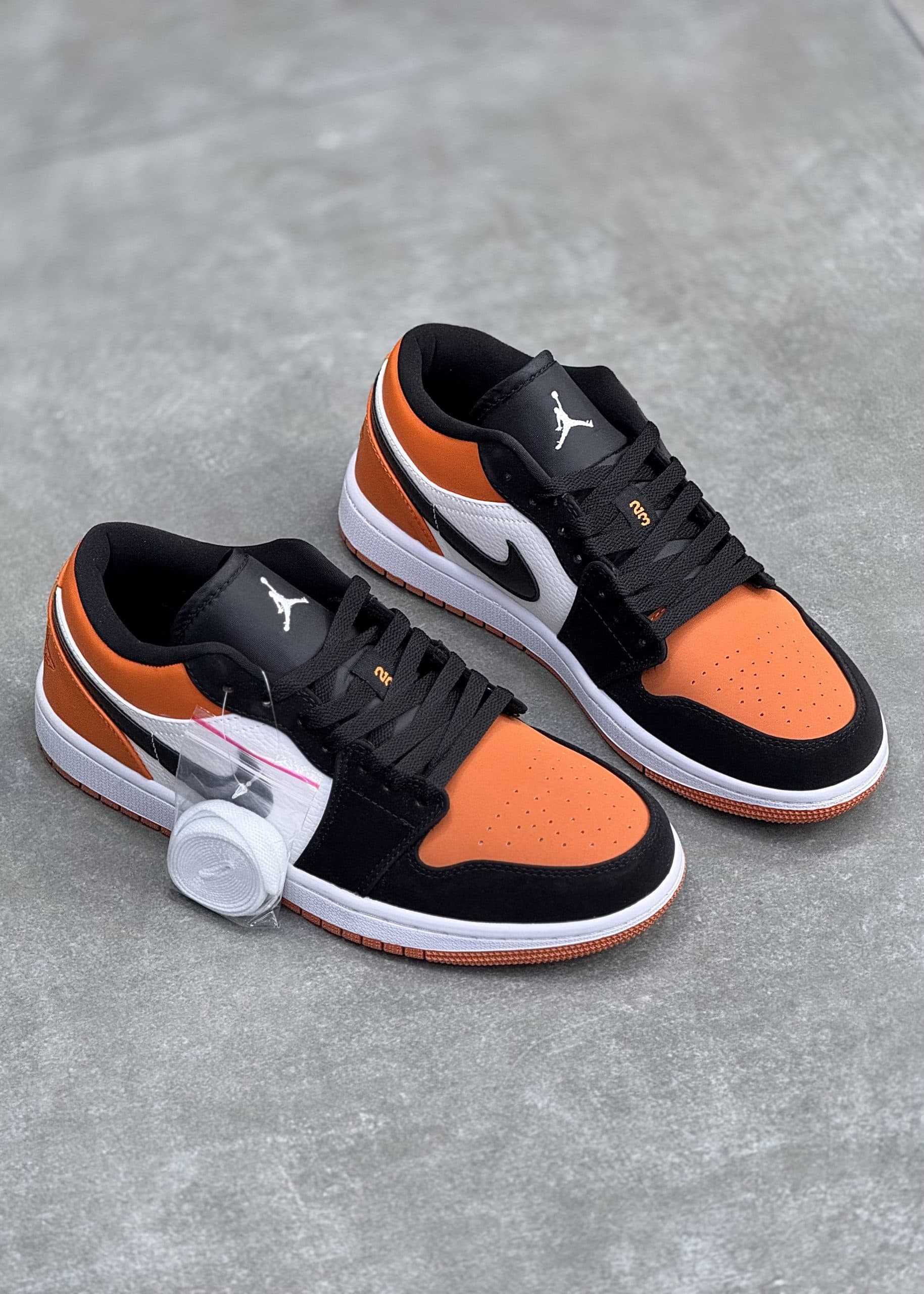نایک جردن وان نارنجی | NIKE JORDAN 1 ORANGE — تصویر ۴