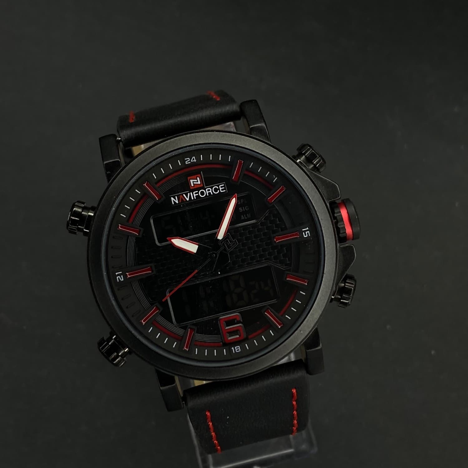 ساعت مردانه نیوی فورس 9135