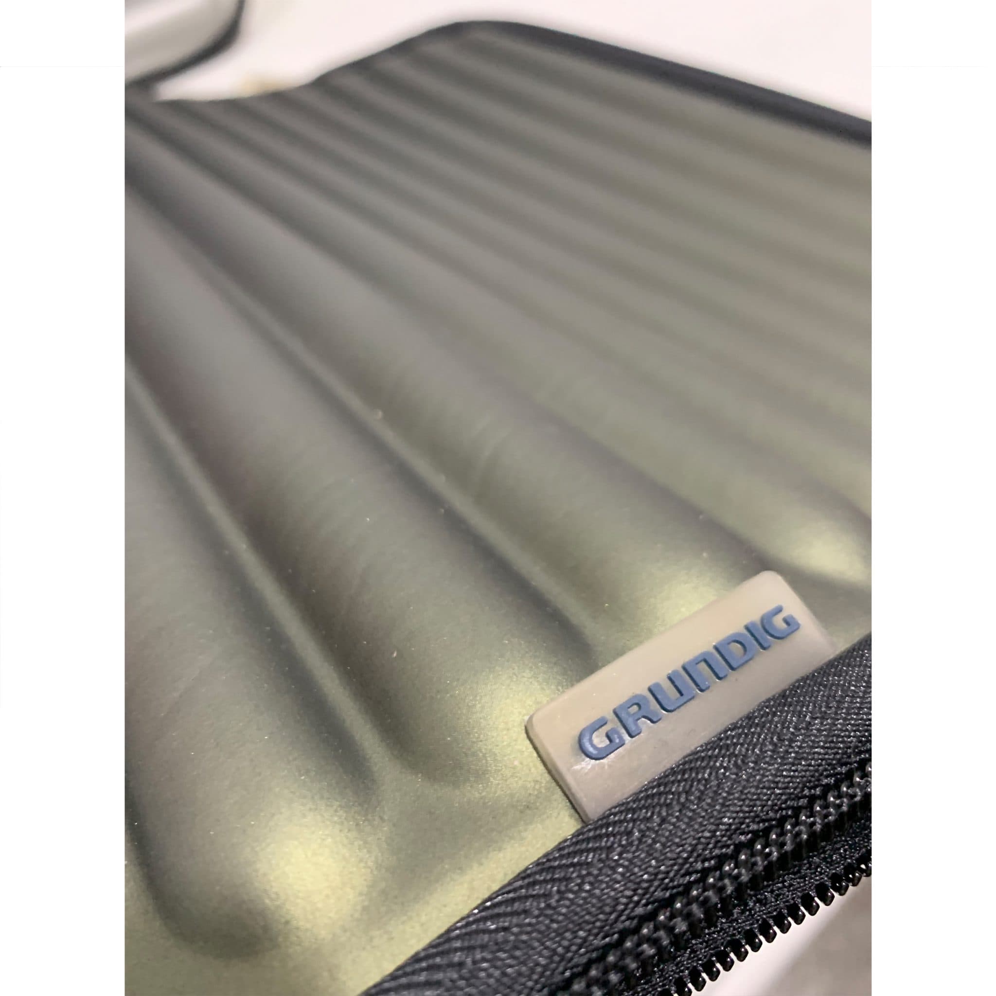 کاور لپ تاپ Grundig مناسب 15 اینچ — تصویر ۵