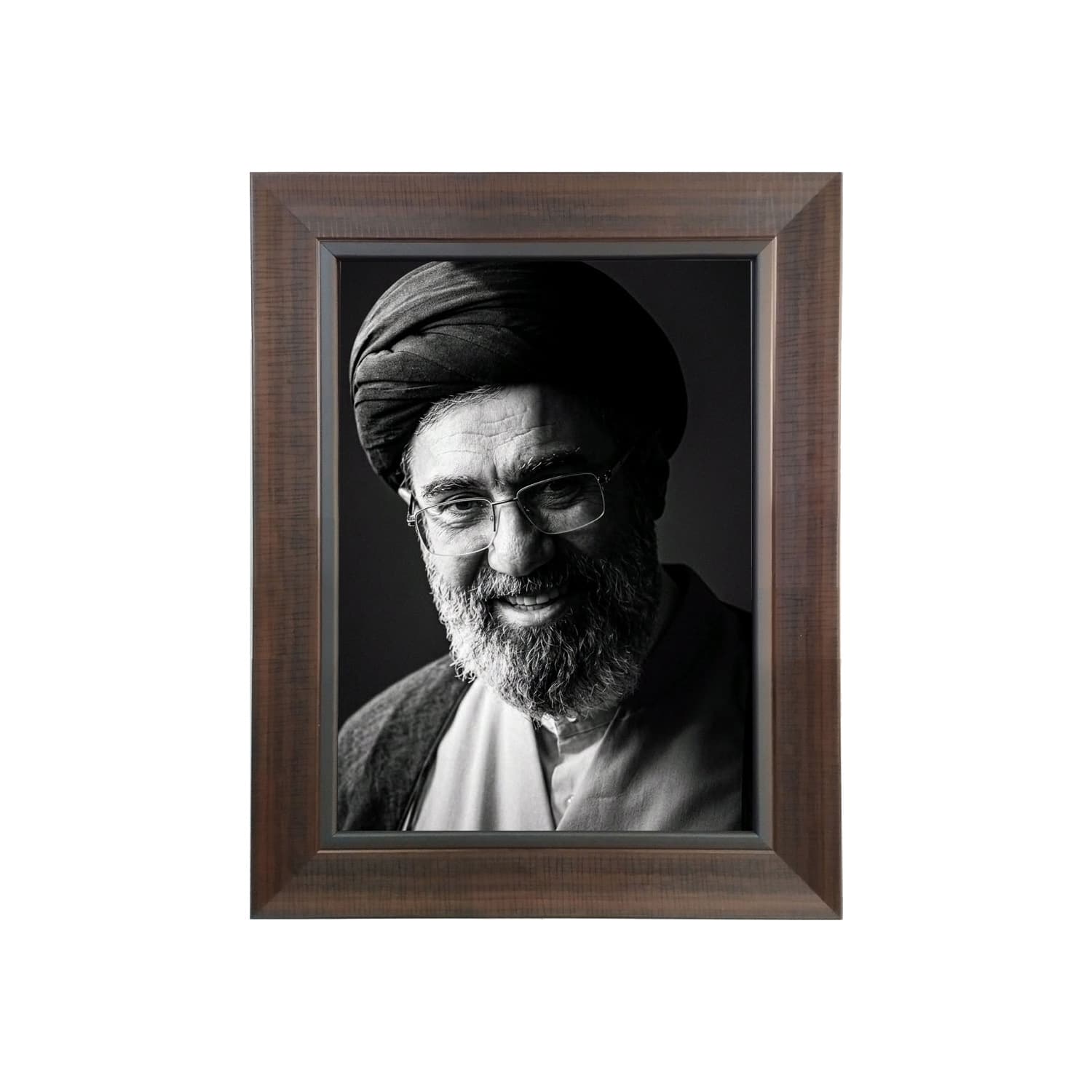 تابلو چاپ فلز امام سید مجتبی خامنه ای؛ ابعاد ۳۰×۴۰ سانتی‌متر