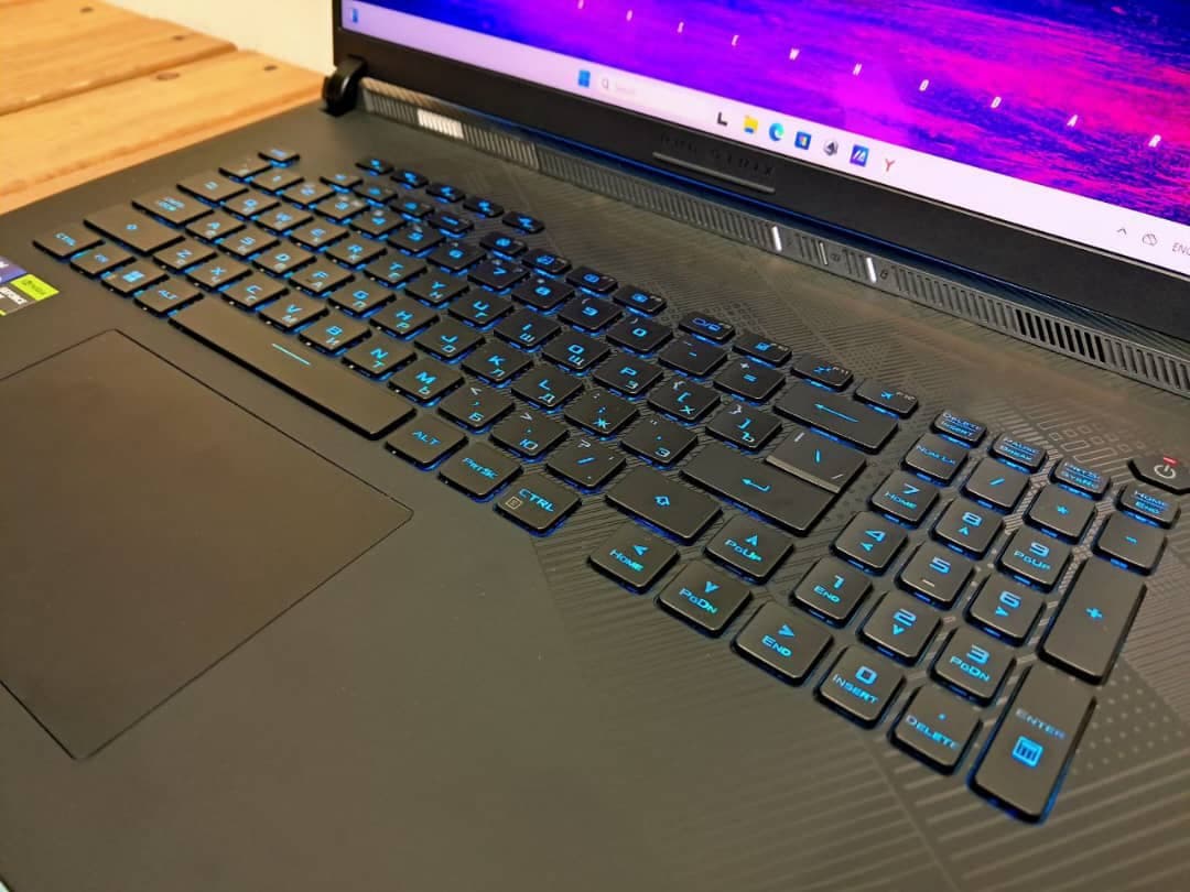لپتاپ ASUS ROG Strix Scar 18 Core i9-14900HX RTX 4090 — تصویر ۹