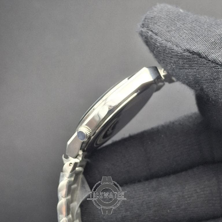 ساعت مچی مردانه الگانس سویوسا صفحه سرمه ای با بند استیل نقره ای ELEGANCE 8045G — تصویر ۷