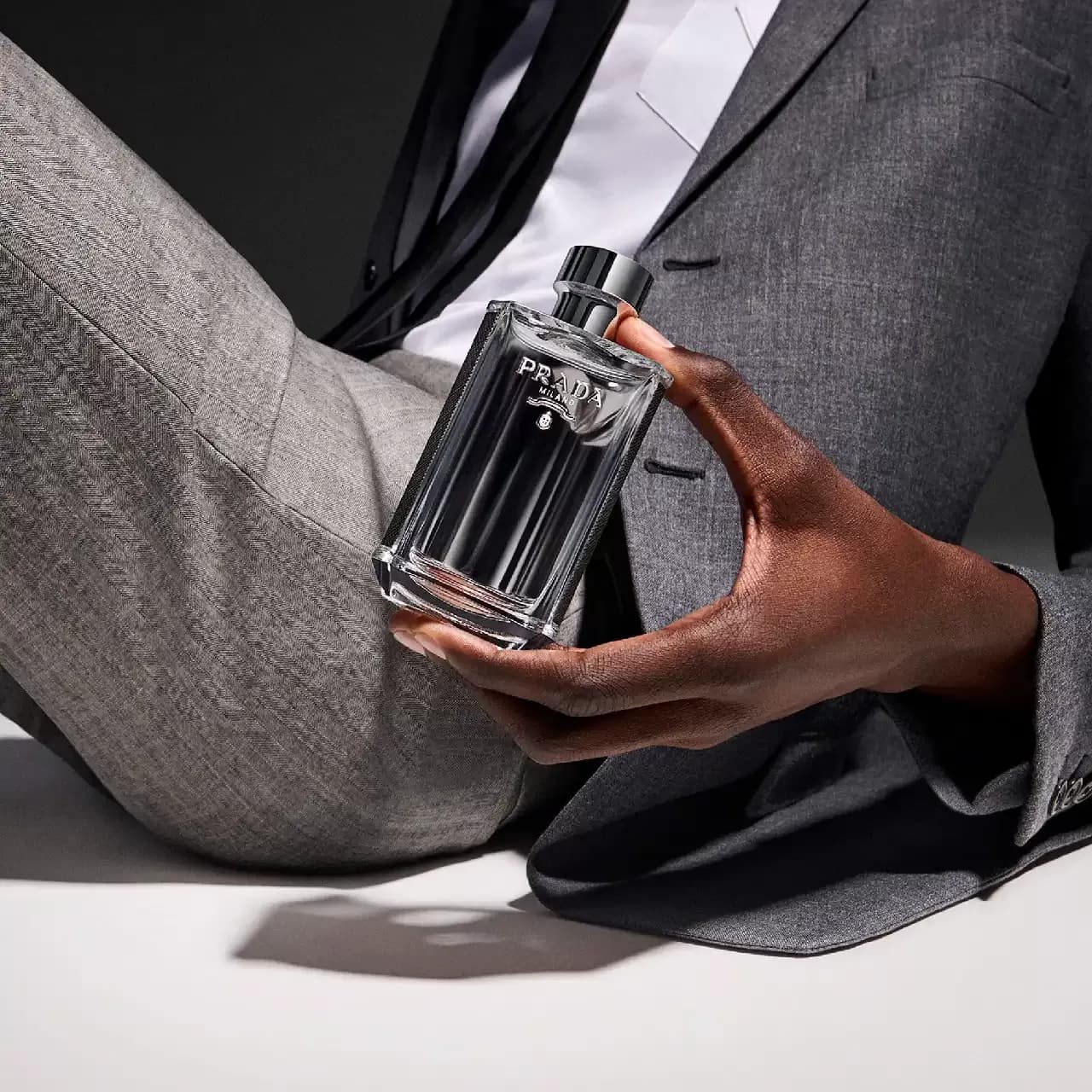 عطر پرادا لهوم (لّوم) | Prada L’Homme — تصویر ۳