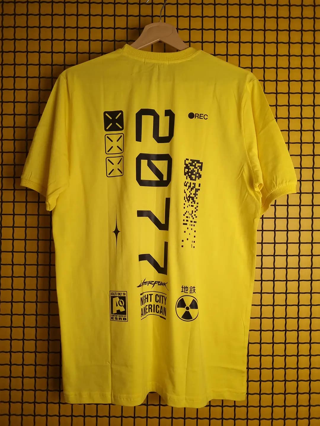 تیشرت سایبرپانک 2077 Cyberpunk رنگ زرد — تصویر ۵