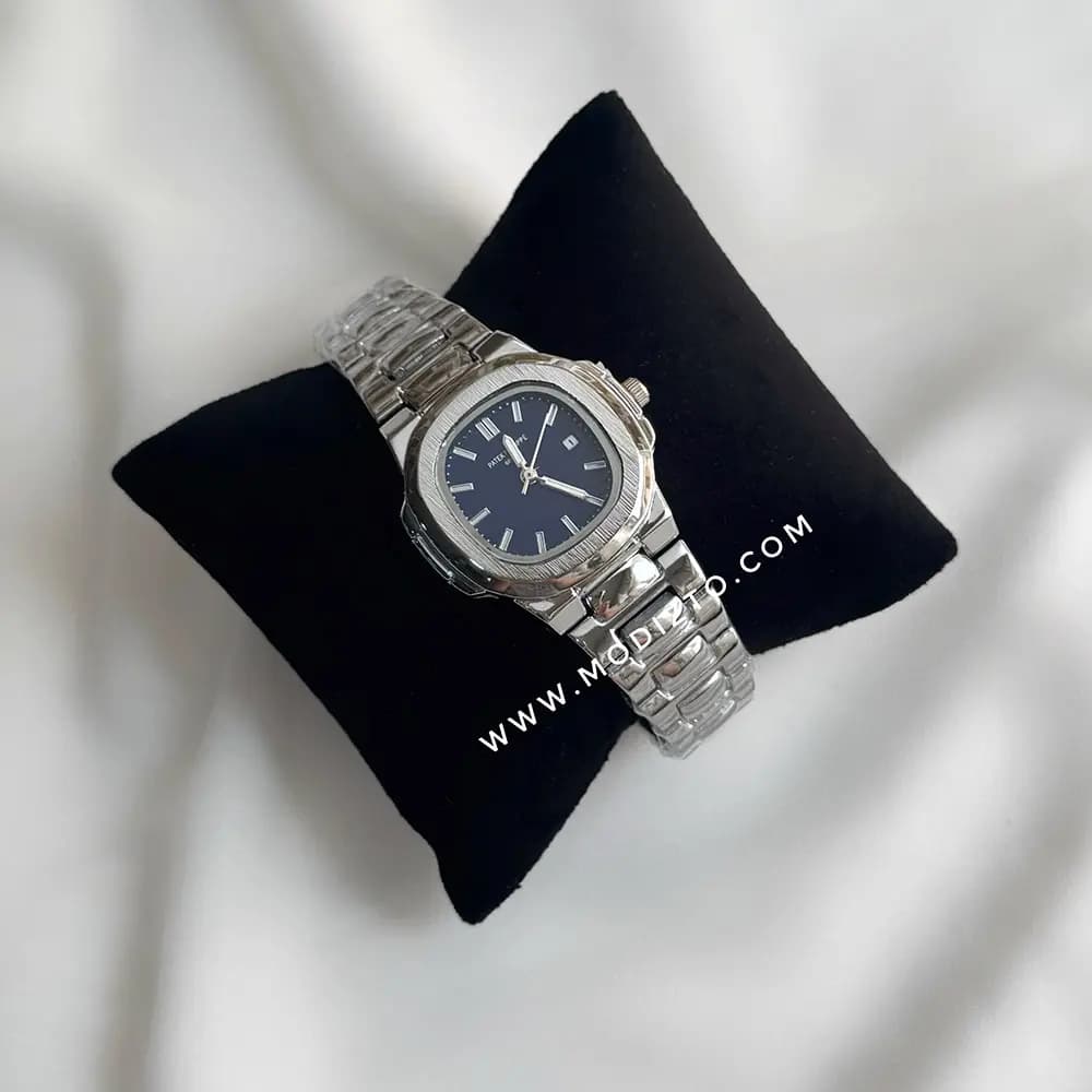 ساعت مچی زنانه طرح پتک فیلیپ ناتیلوس Patek Philippe صفحه سرمه ای تقویم دار — تصویر ۲