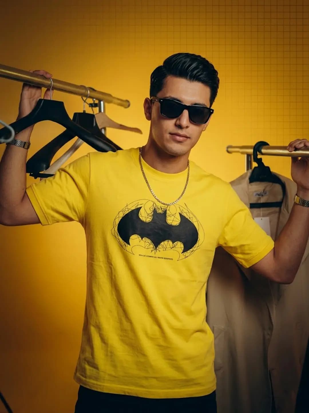 تیشرت بتمن زرد Batman طرح یک
