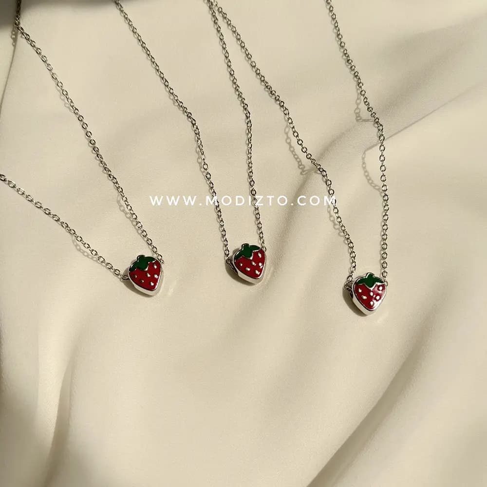 گردنبند مینیمال استیل مدل توت فرنگی — تصویر ۴
